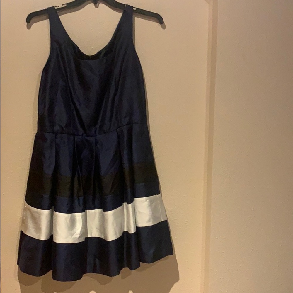 Taylor navy blue, black, and white dress pockets